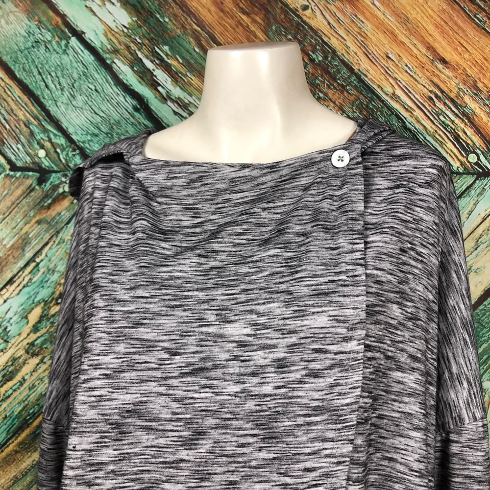 D5 - Balance Collection| Hooded Cardigan- Med - Picture 2 of 7